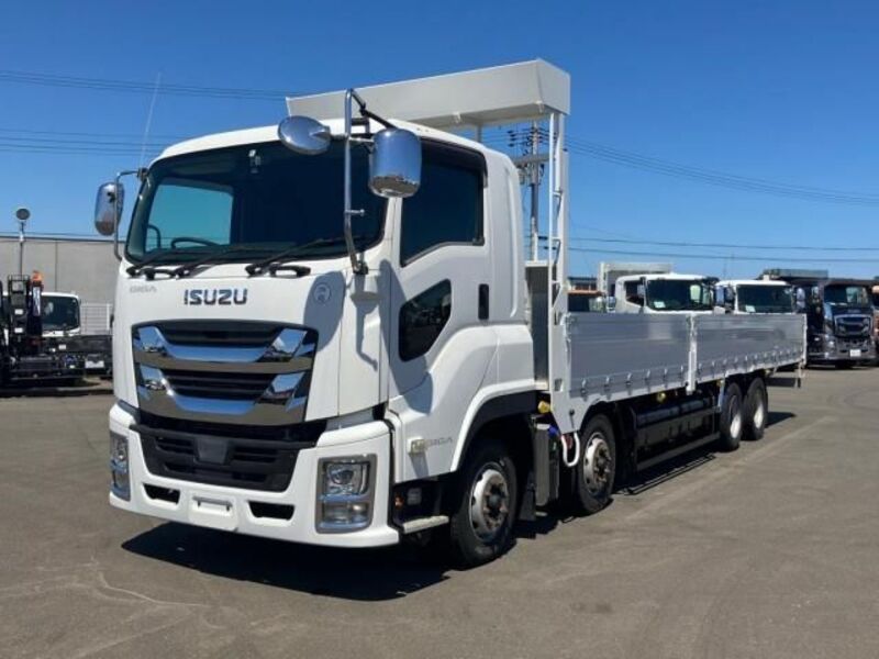 ISUZU GIGA