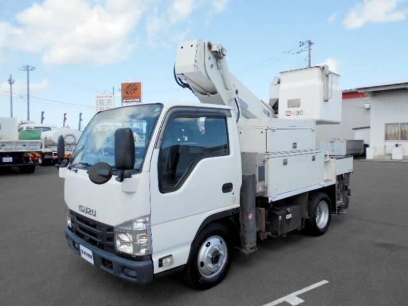 ISUZU ELF