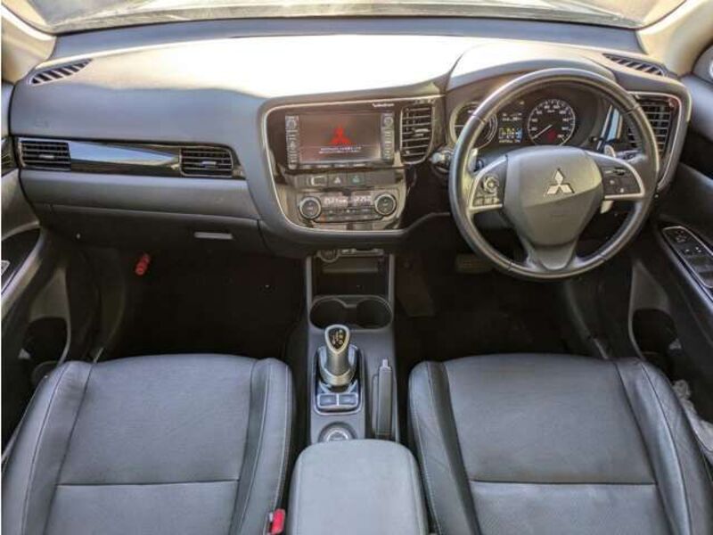 OUTLANDER PHEV