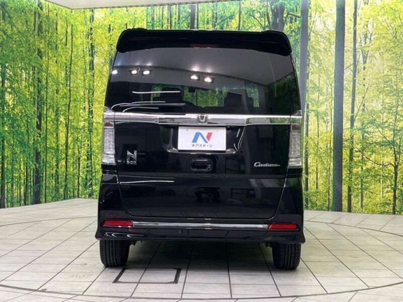 N BOX CUSTOM