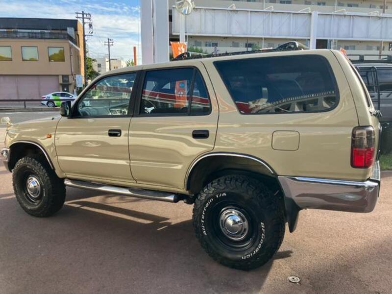 HILUX SURF