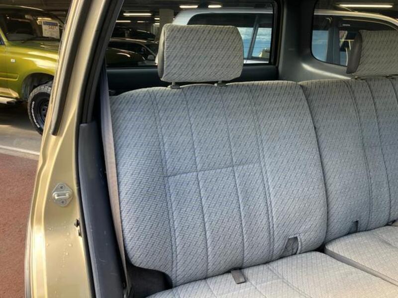 HILUX SURF