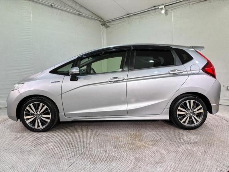 FIT HYBRID