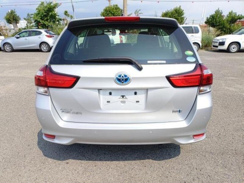 COROLLA FIELDER