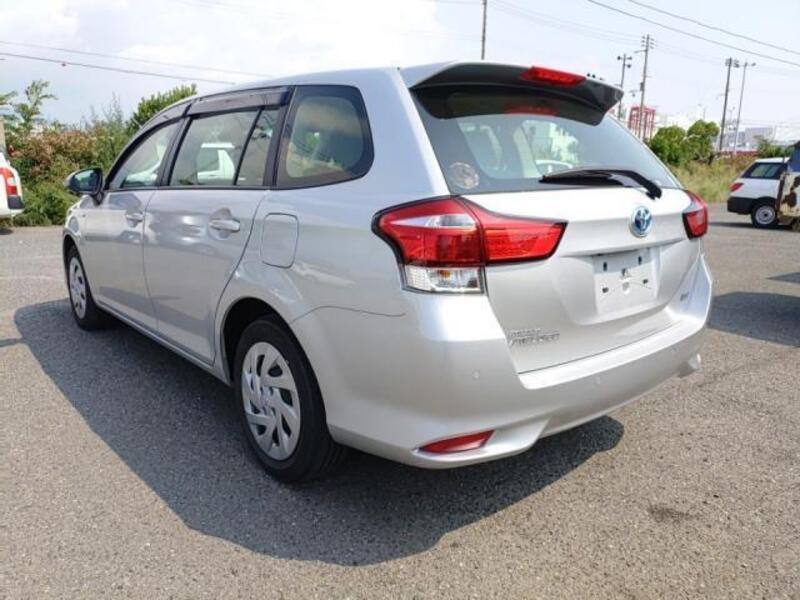 COROLLA FIELDER