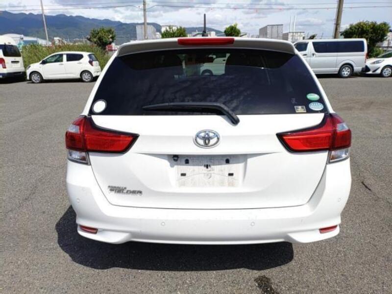 COROLLA FIELDER