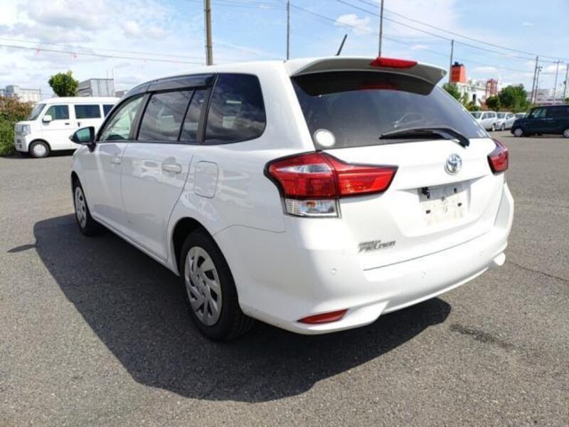 COROLLA FIELDER