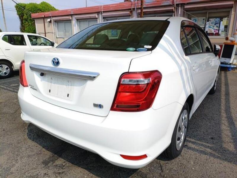 COROLLA AXIO