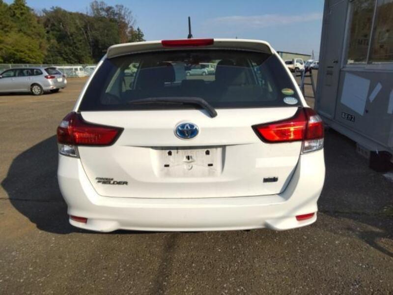 COROLLA FIELDER