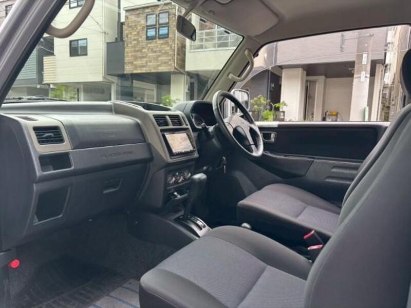 PAJERO MINI