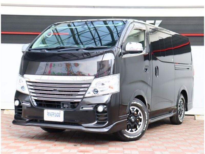 NV350 CARAVAN-0