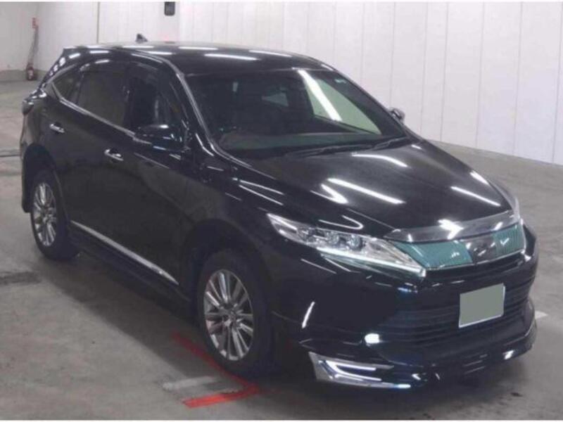 TOYOTA HARRIER