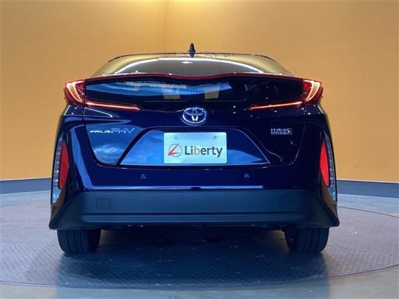 PRIUS PHV