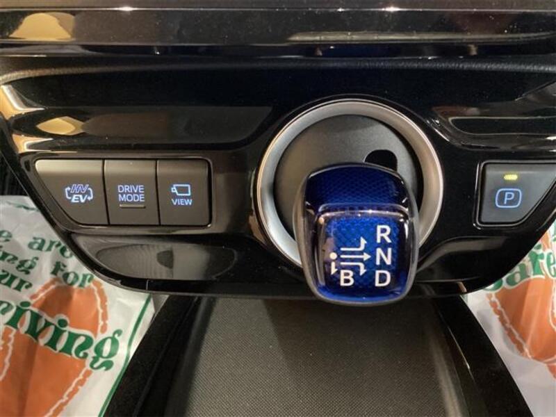 PRIUS PHV