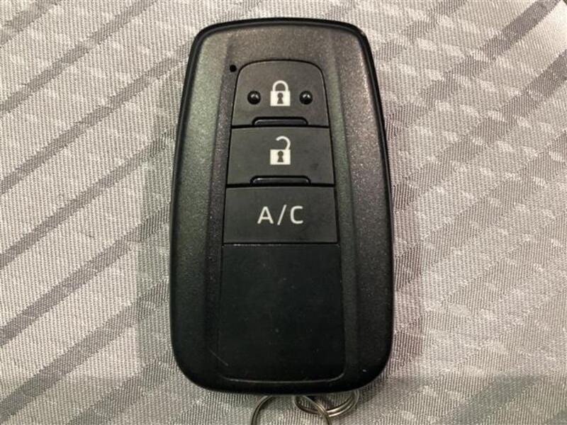 PRIUS PHV