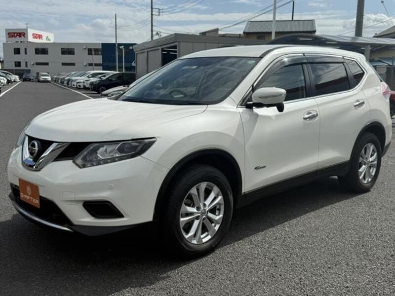 X-TRAIL