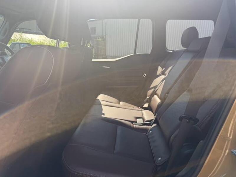 LAND CRUISER 250