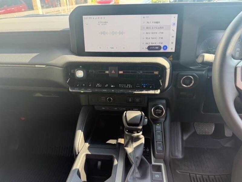 LAND CRUISER 250