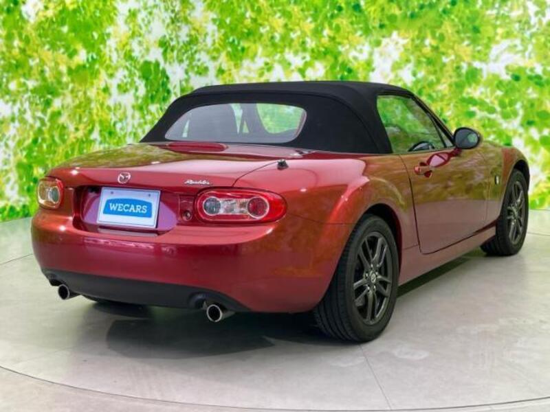 ROADSTER