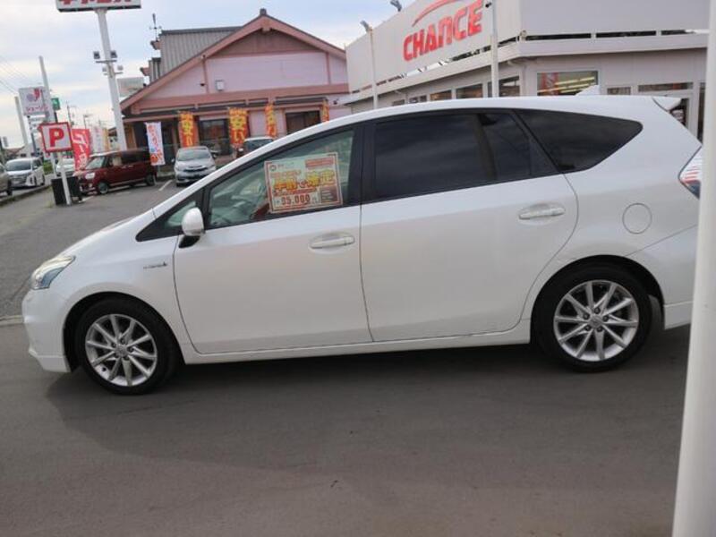 PRIUS ALPHA