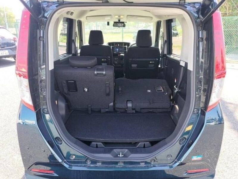 ROOMY
