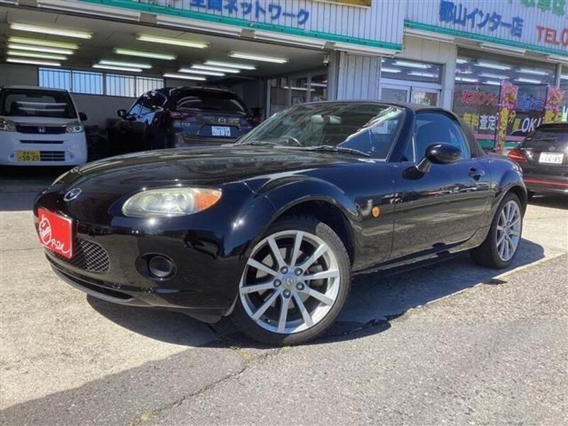 ROADSTER-0