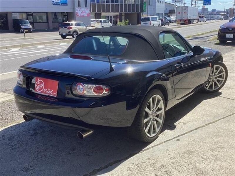 ROADSTER