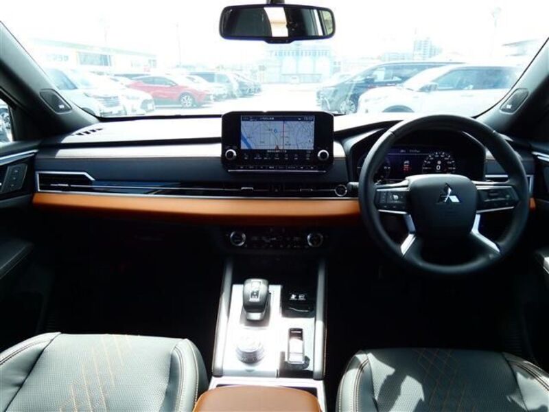 OUTLANDER PHEV