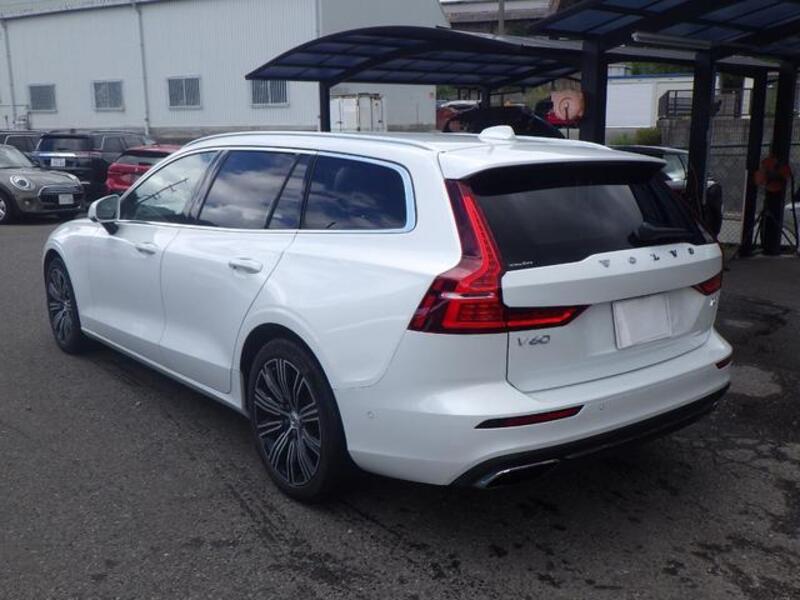 V60