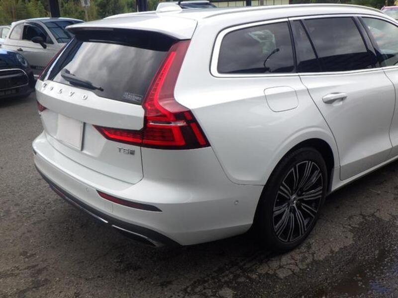 V60