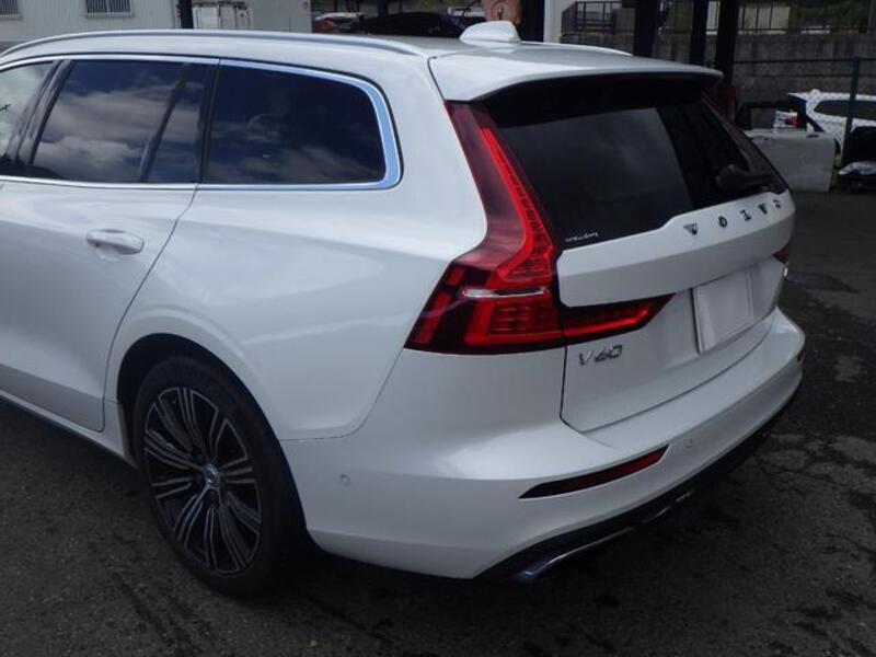 V60
