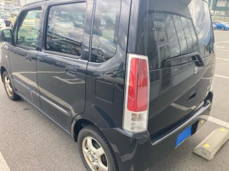 WAGON R