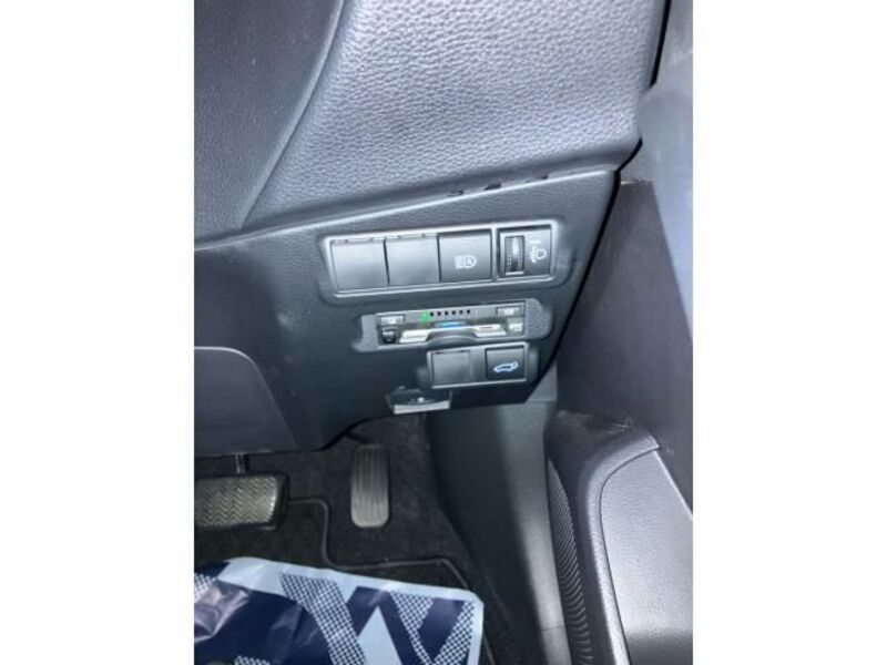 COROLLA CROSS