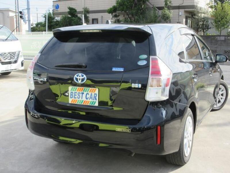 PRIUS ALPHA