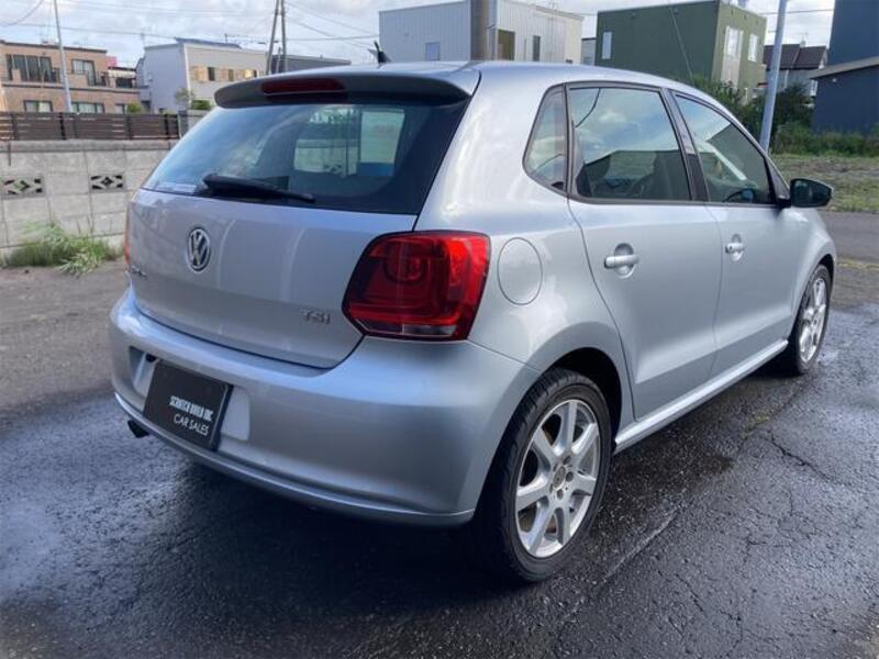 POLO