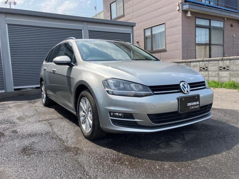 GOLF VARIANT