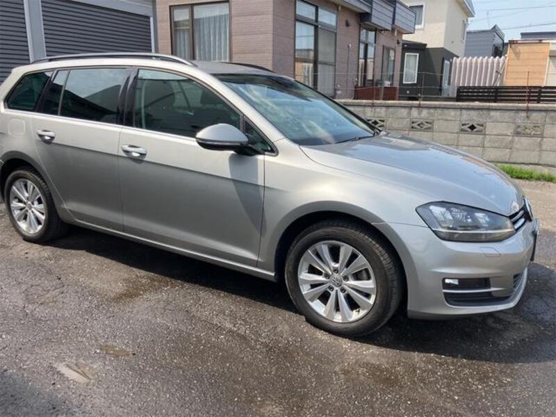 GOLF VARIANT