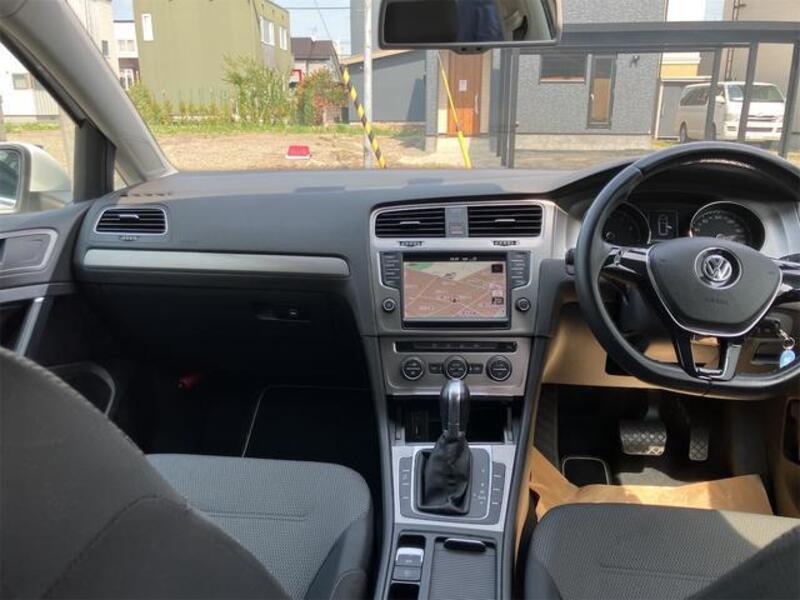 GOLF VARIANT