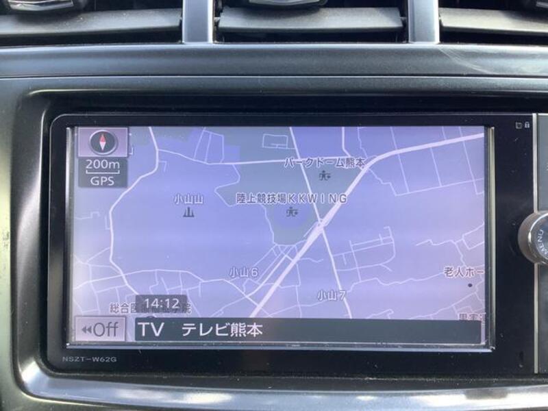 PRIUS ALPHA
