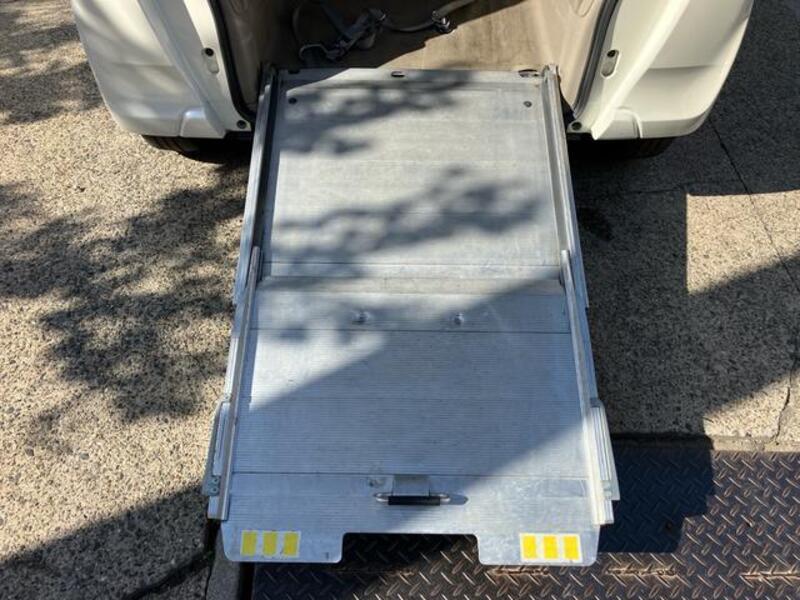 N BOX PLUS