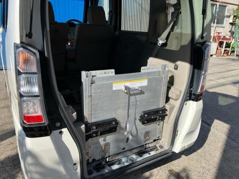 N BOX PLUS