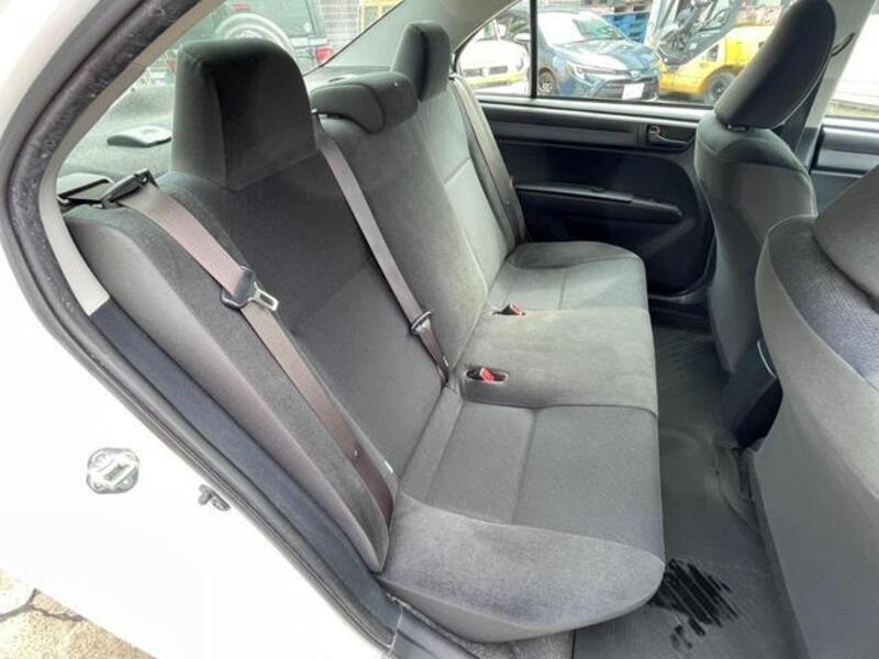 COROLLA AXIO