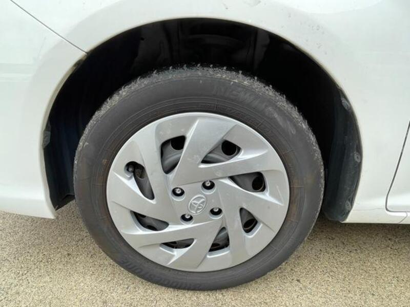 COROLLA AXIO