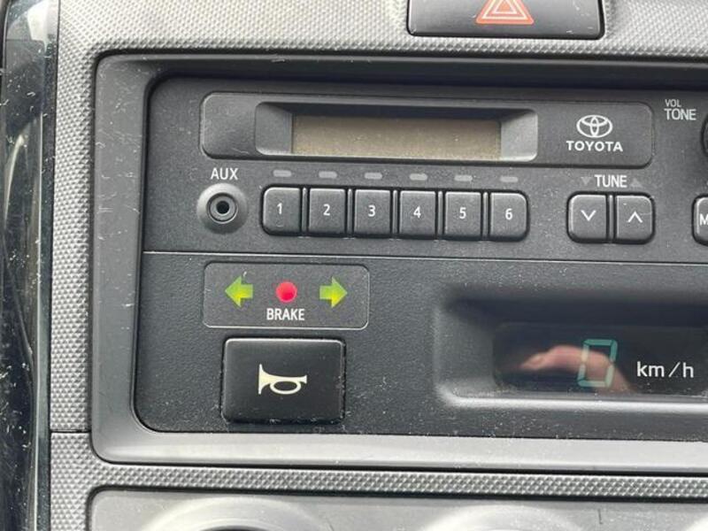 COROLLA AXIO