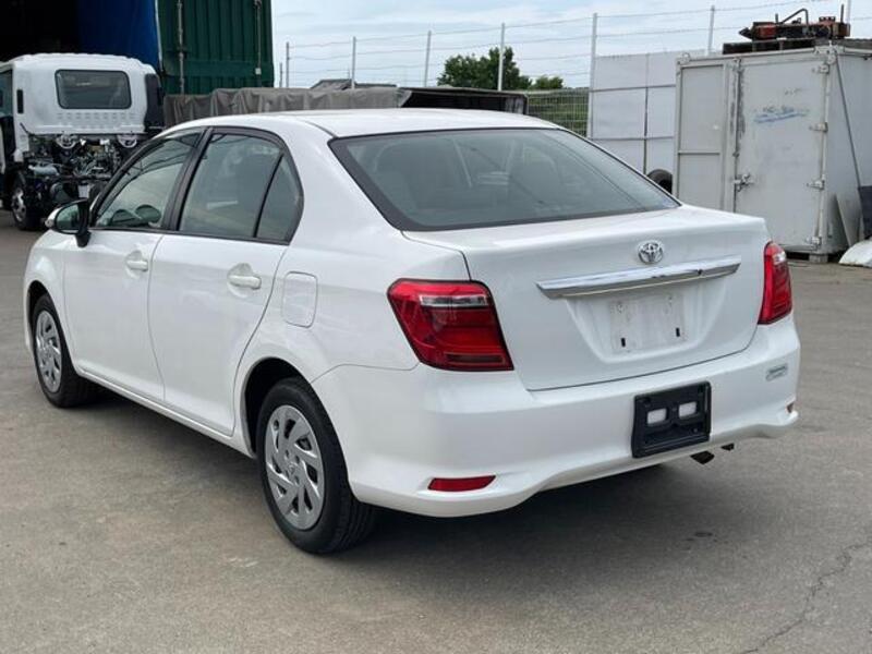 COROLLA AXIO