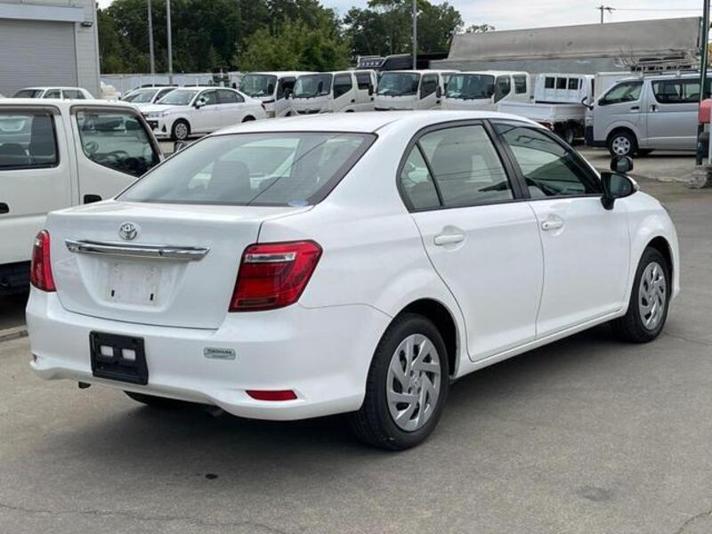 COROLLA AXIO