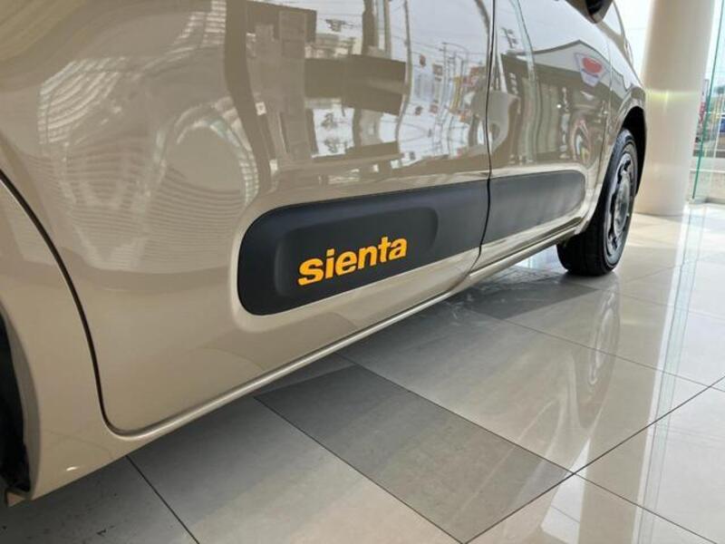 SIENTA