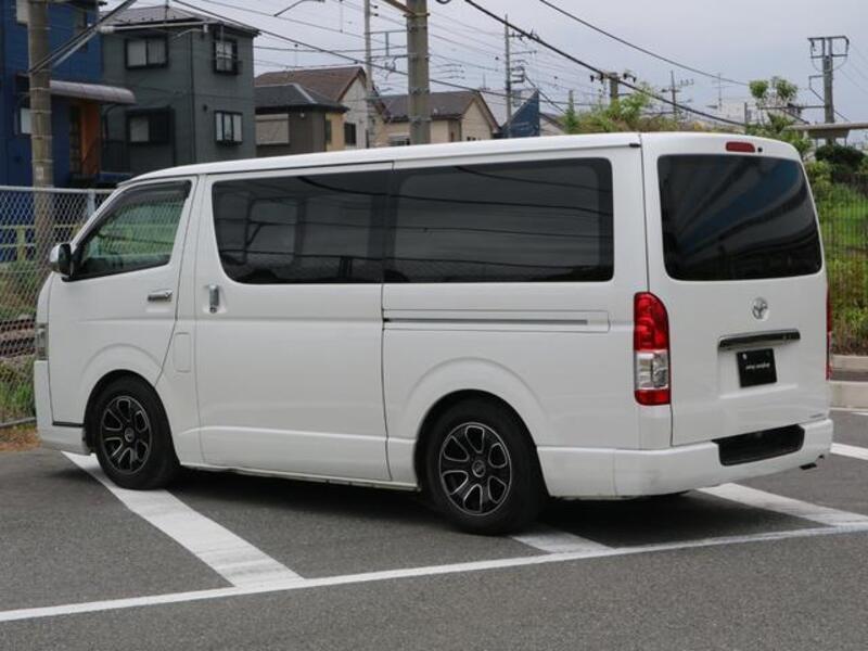 HIACE VAN