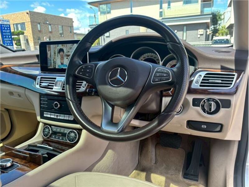 CLS-CLASS