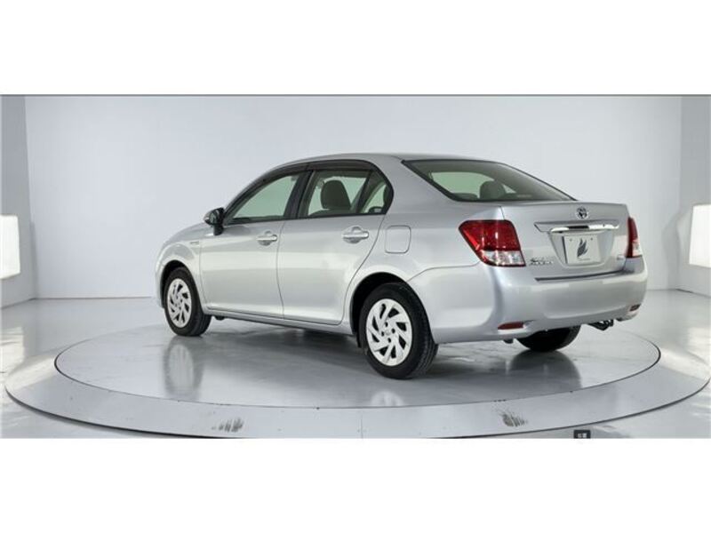 COROLLA AXIO